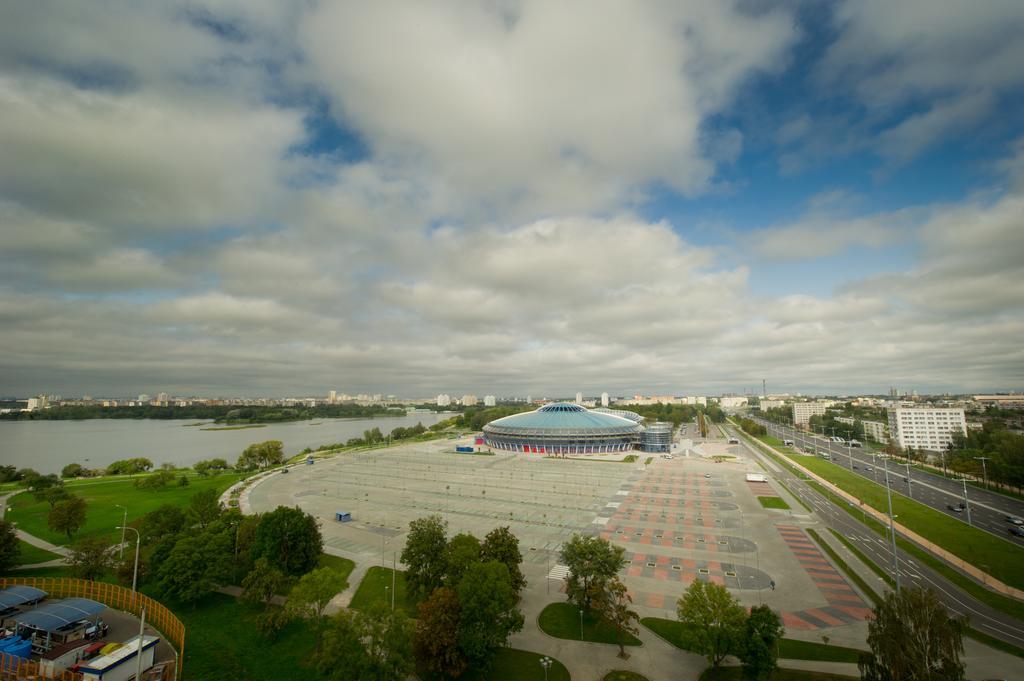 Arena Hotel Minsk Bagian luar foto